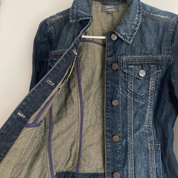 RW&CO Premium, dark jean ,metal button down jean jacket , Size Small. - Picture 10 of 11